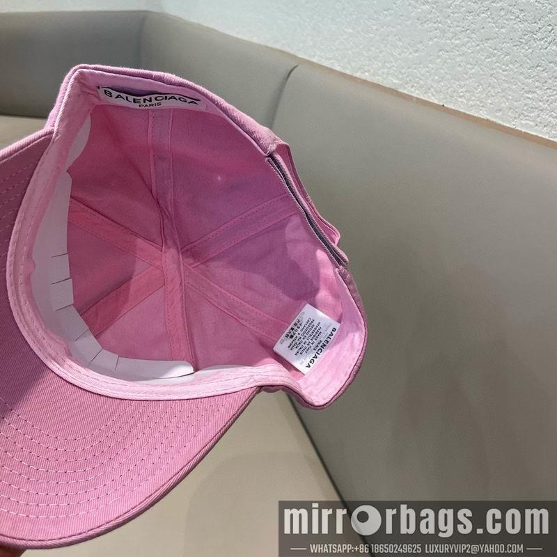 Balenciaga Hat 072302