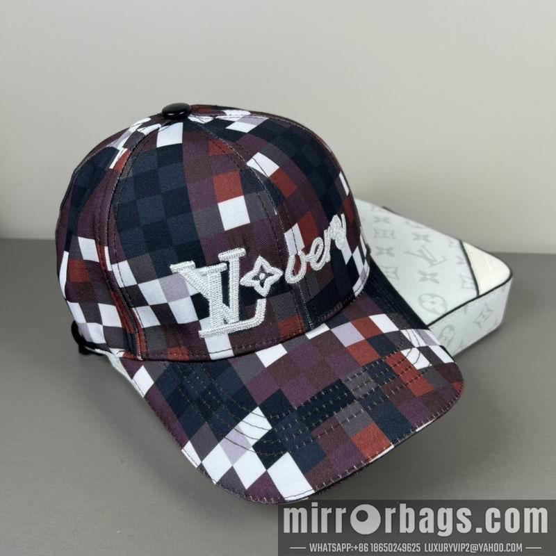 LV Hat dx69