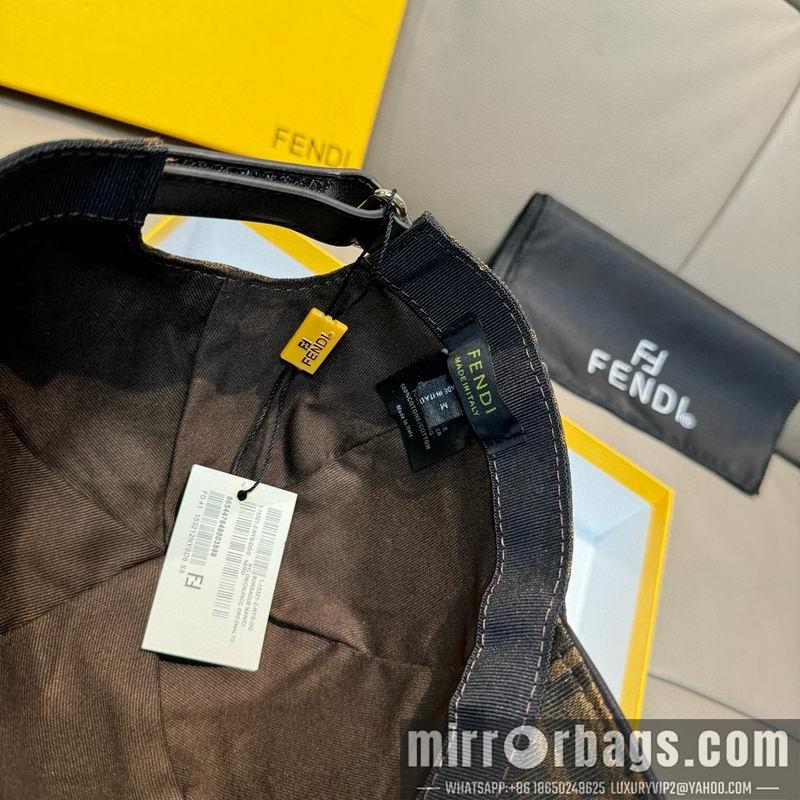 Fendi Hat dx95