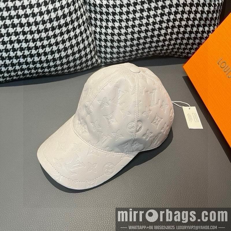 LV Hat 072210