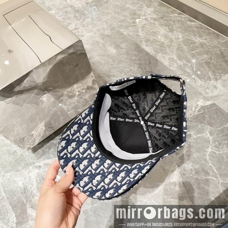 Dior Hat 041702