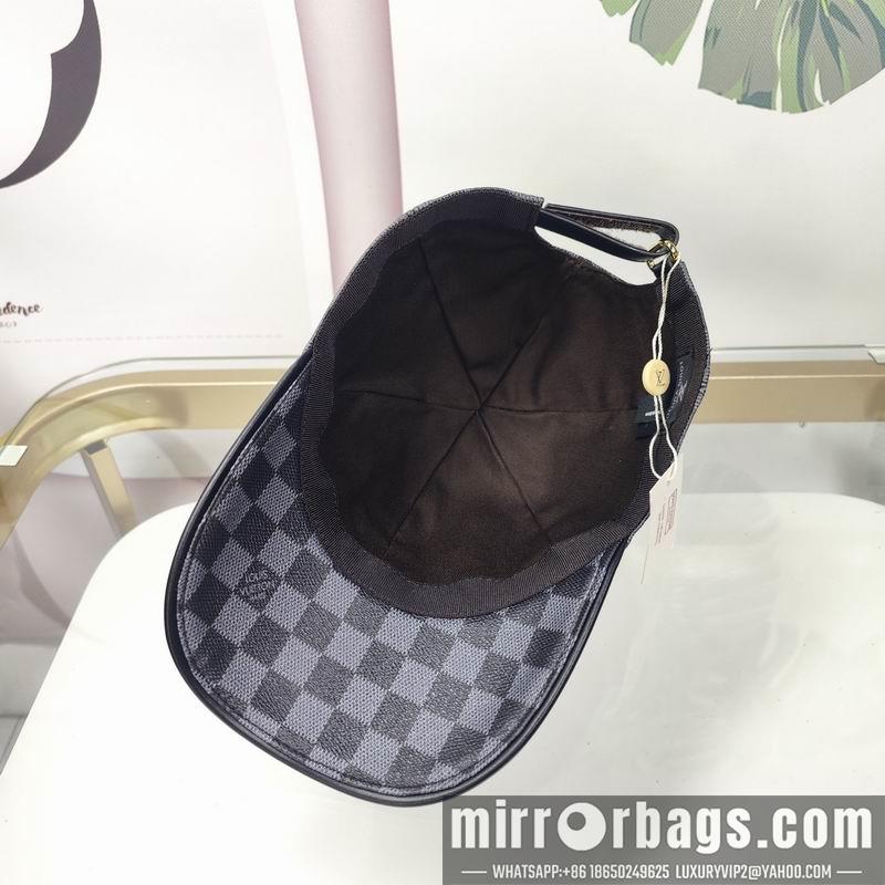 LV Hat dx127