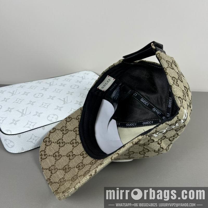 Gucci Hat dx38