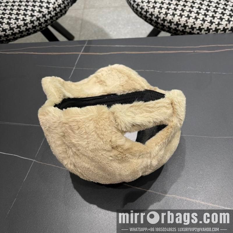 Dior Hat 010601