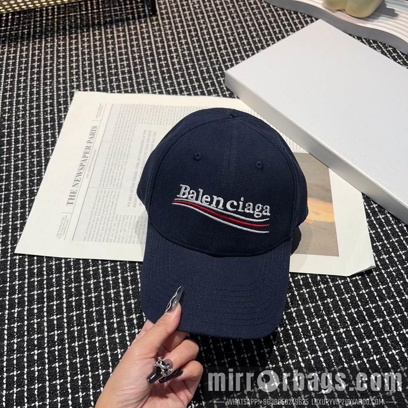 Balenciaga Hat dx25