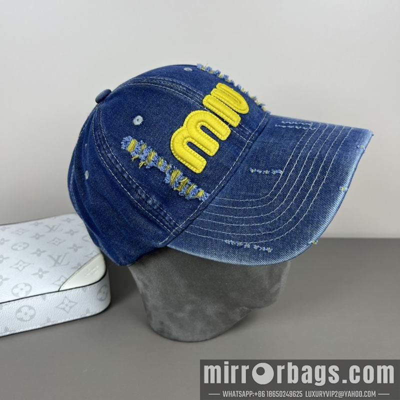 Miumiu Hat dx15