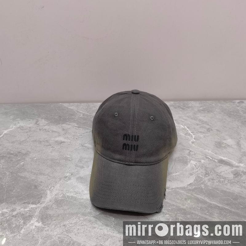 Miumiu Hat dx07