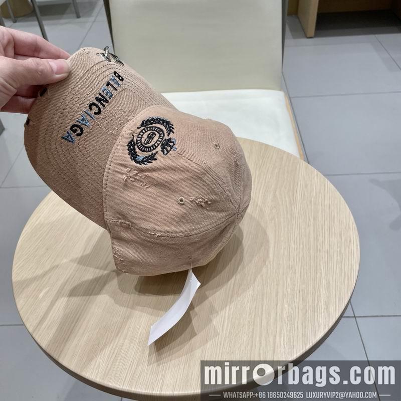 Balenciaga Hat 032001