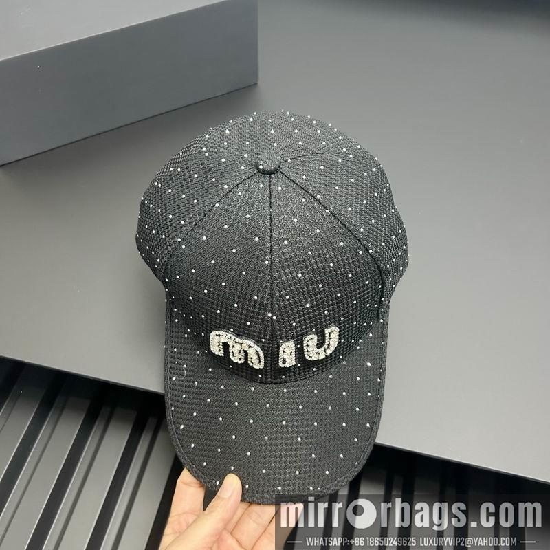 Miumiu Hat dx07
