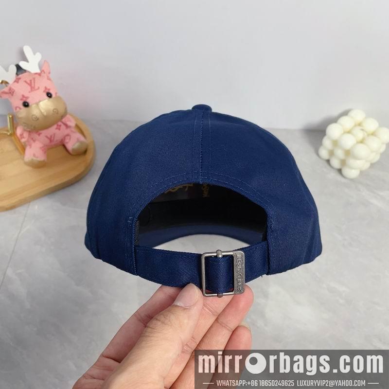 YSL Hat dx18