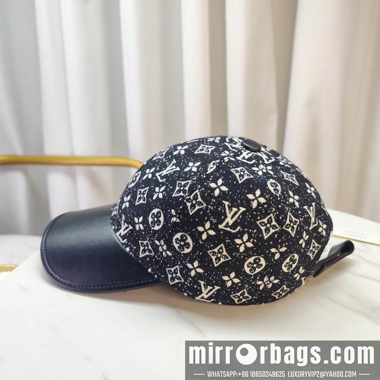 LV Hat dxn19