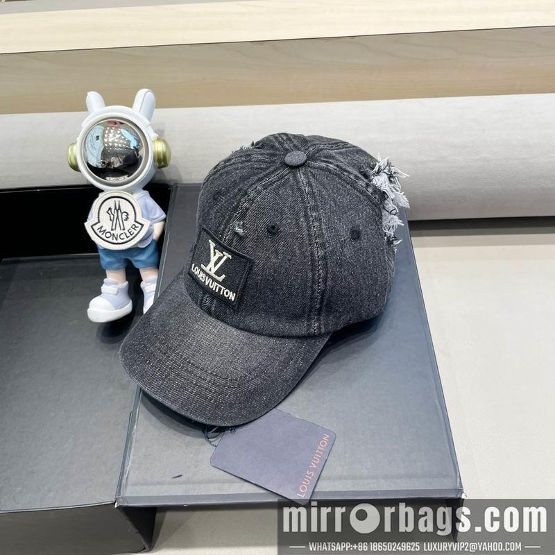 LV Hat 081402
