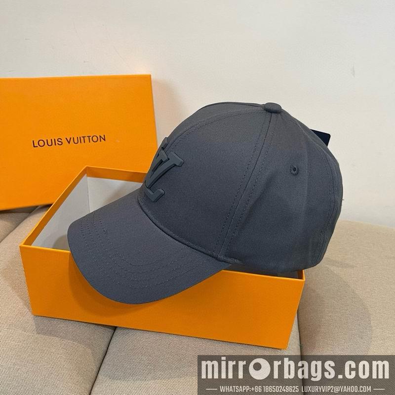 LV Hat dx40