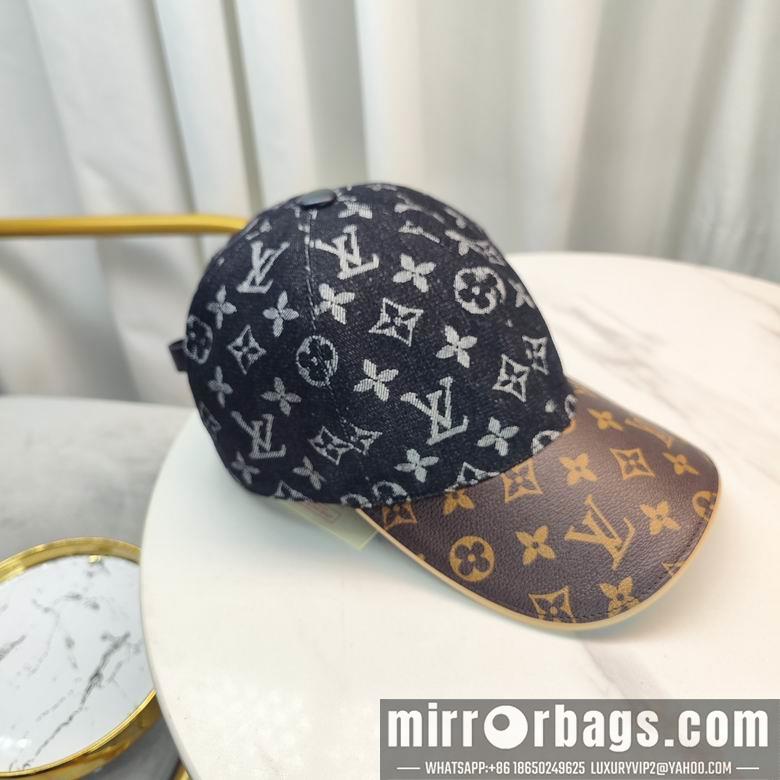 LV Hat dxn17