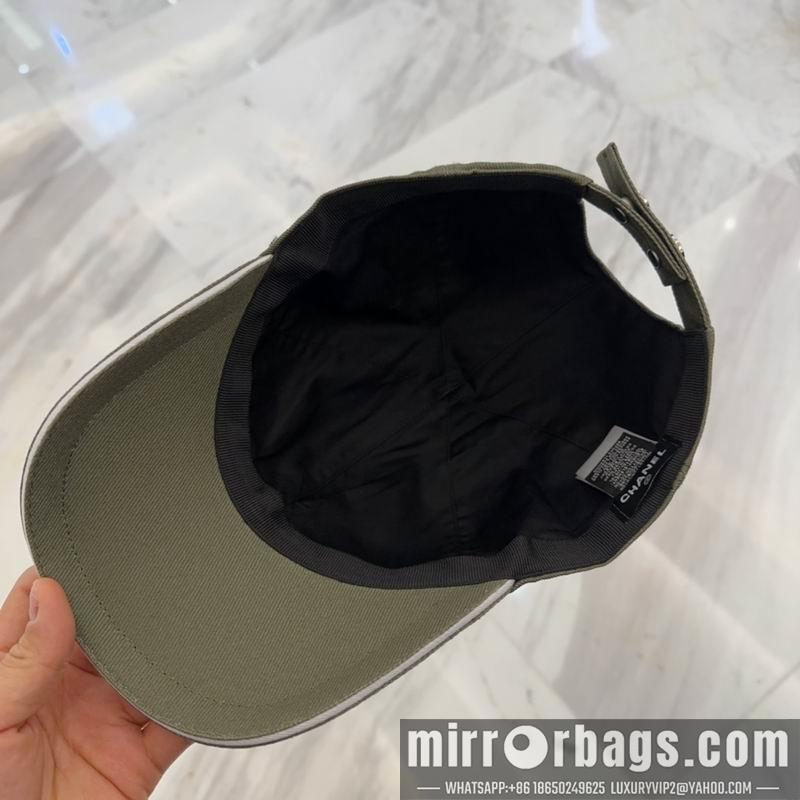 Chanel Hat dx40