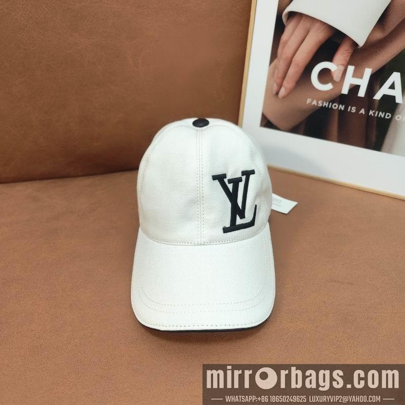 LV Hat dx82