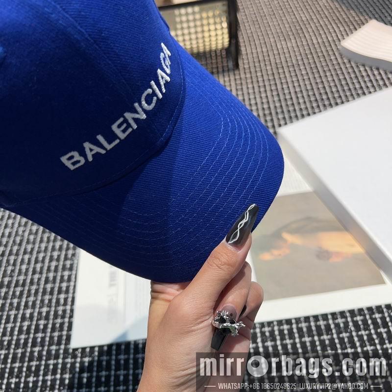 Balenciaga Hat dx07