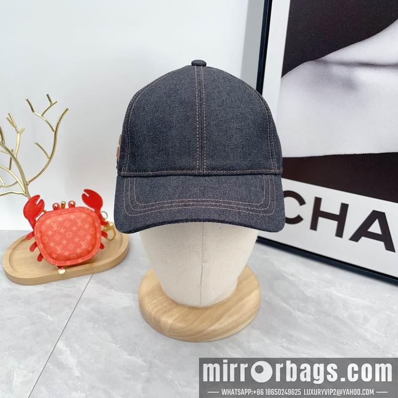 Miumiu Hat dx04