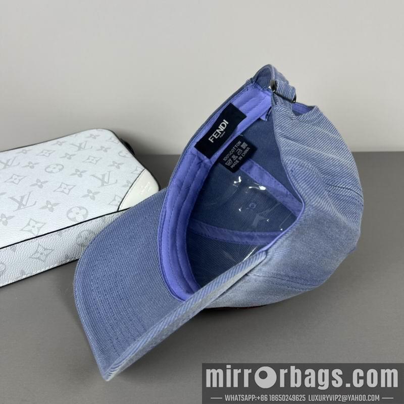 Fendi Hat dx67