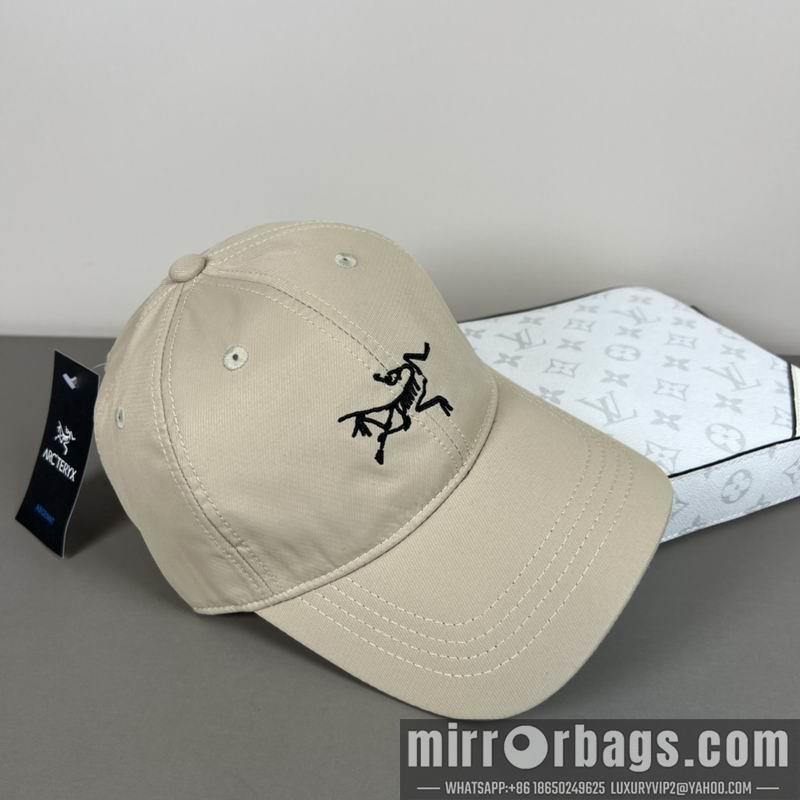 Arcteryx Hat dx15