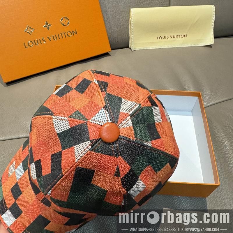 LV Hat dx161