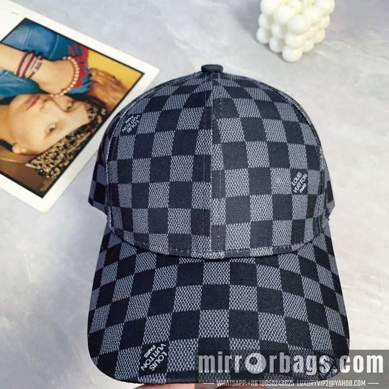 LV Hat dx85