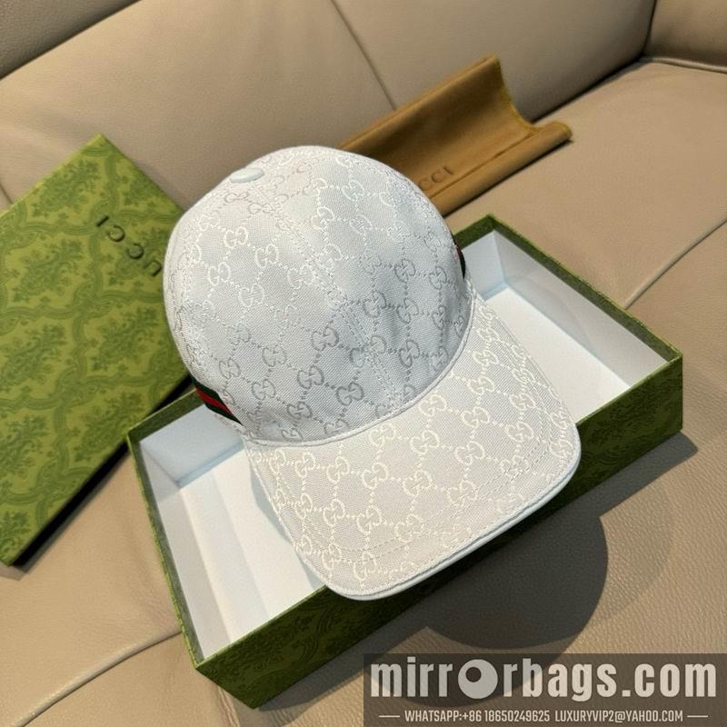 Gucci Hat dx30