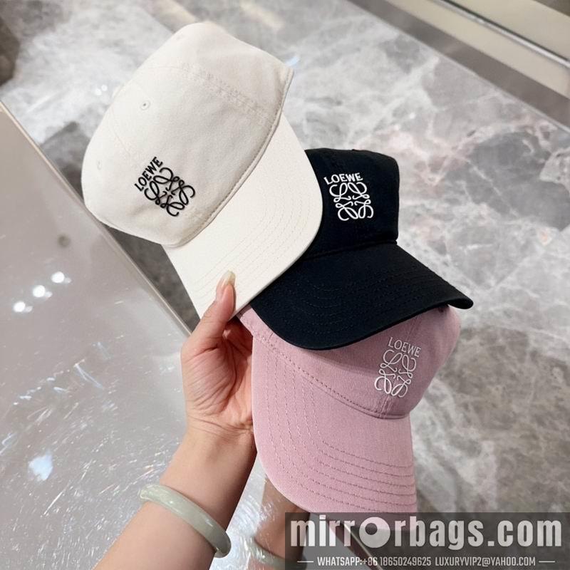 Loewe Hat dx56