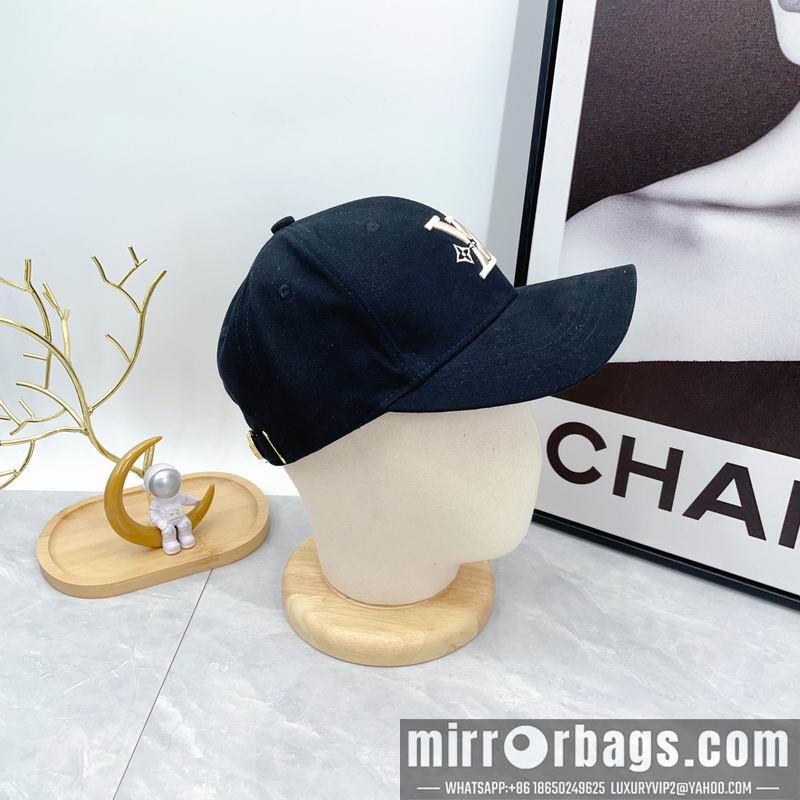 LV Hat dx71