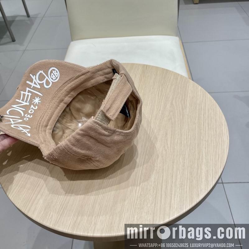 Balenciaga Hat 032001