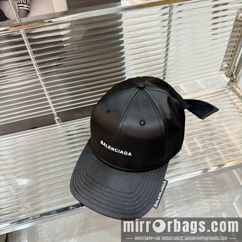 Balenciaga Hat hm36