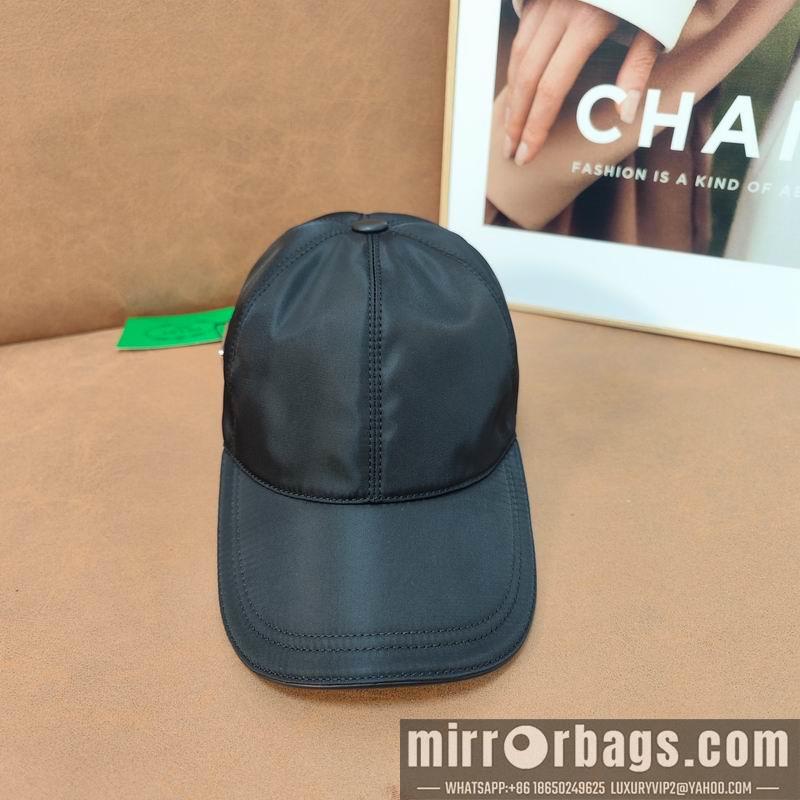 Prada Hat dx36