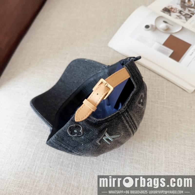 LV Hat dx112