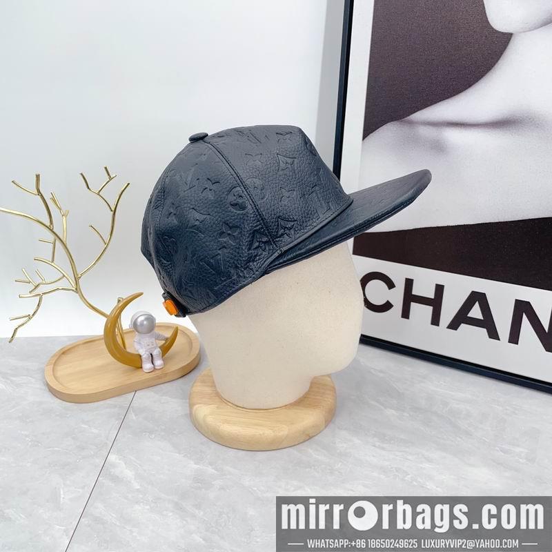 LV Hat dx155