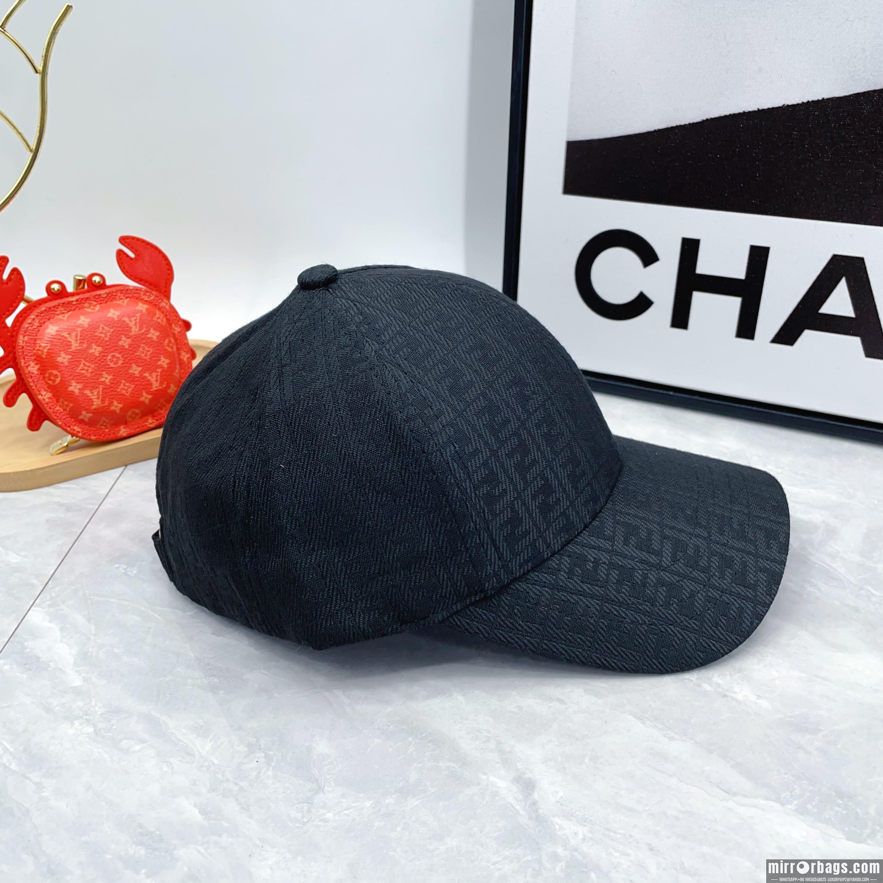 Fendi Hat dx64
