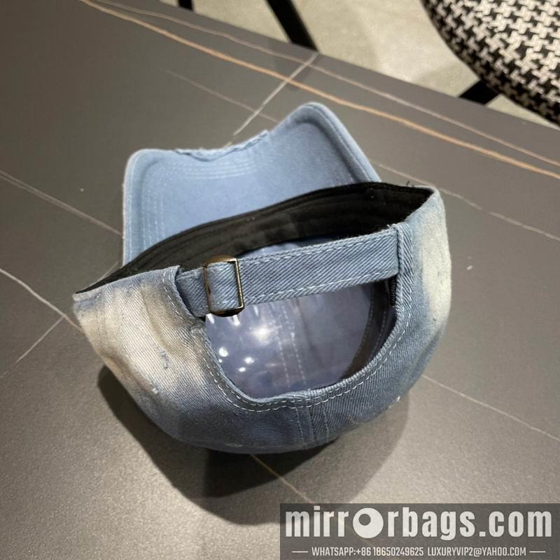 Prada Hat 090601