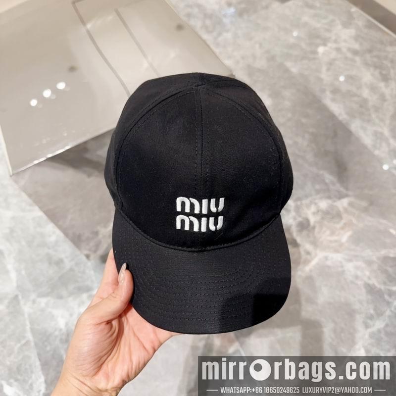 Miumiu Hat 050704