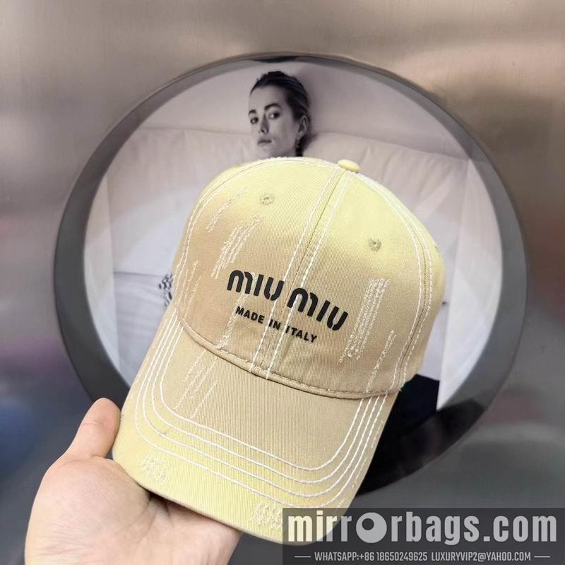 Miumiu Hat 041702