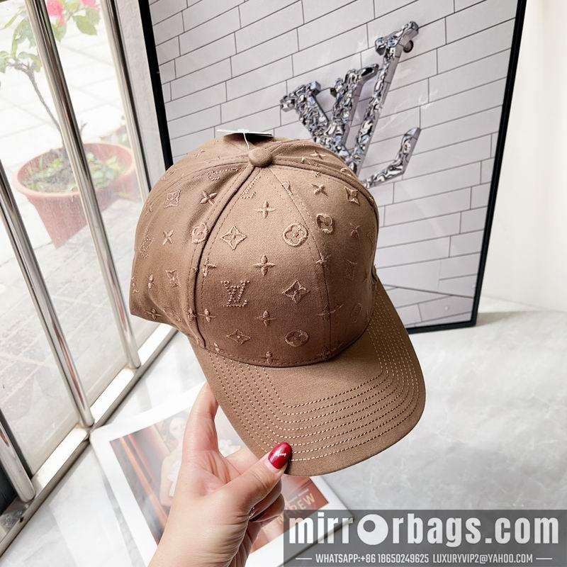 LV Hat 050703