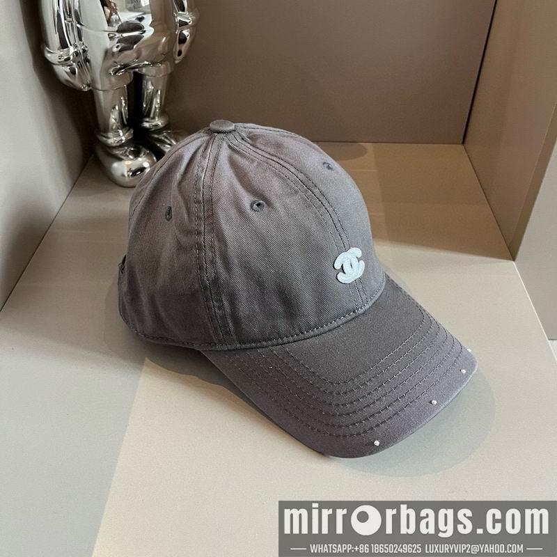 Chanel Hat dx38