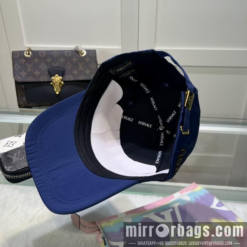 Versace Hat dx07