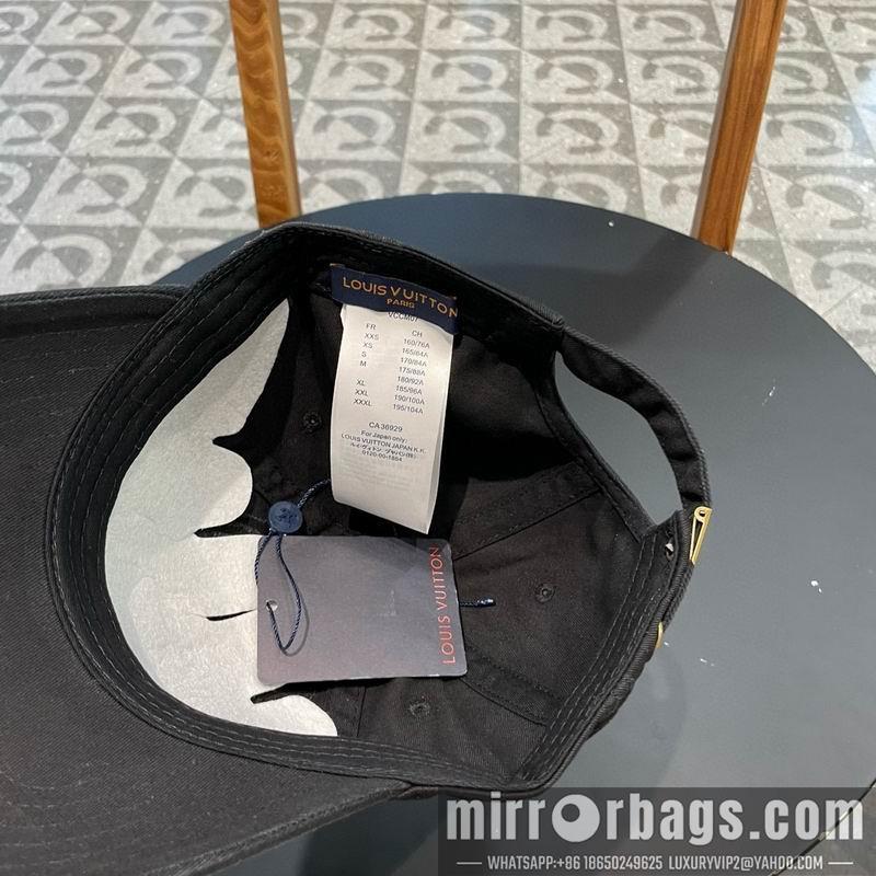 LV Hat 020802
