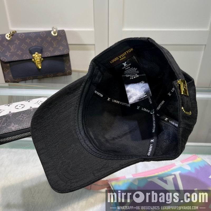 LV Hat 042601