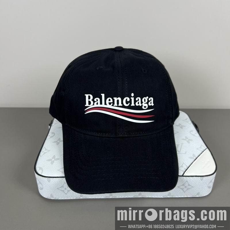 Balenciaga Hat dx38