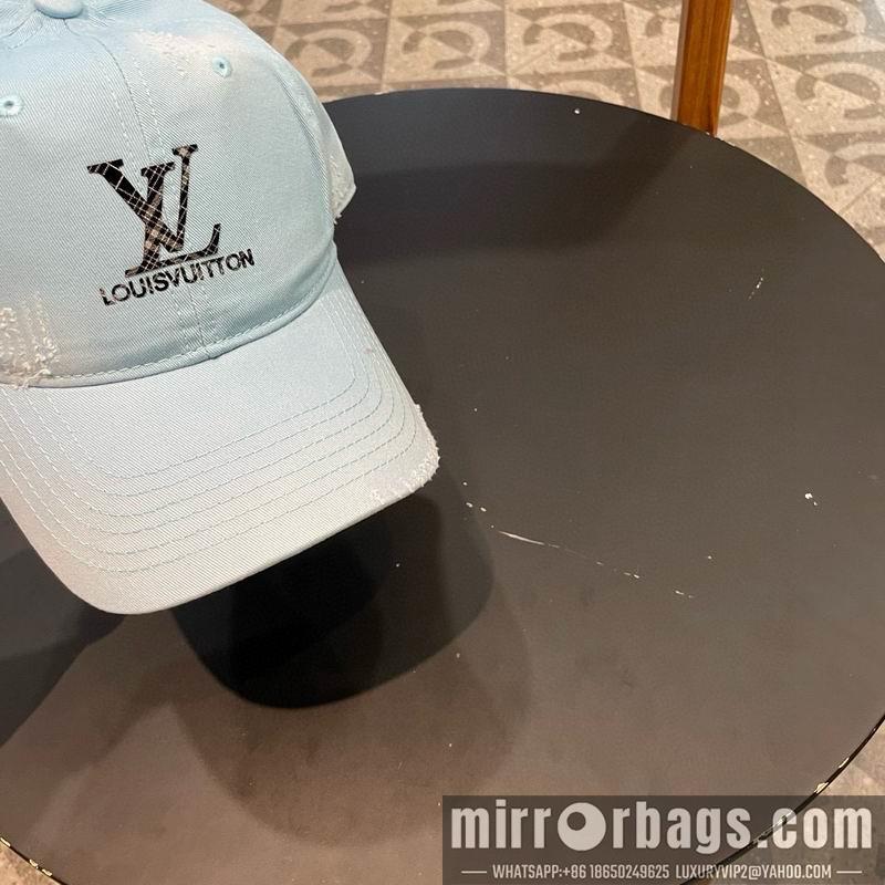 LV Hat 020802