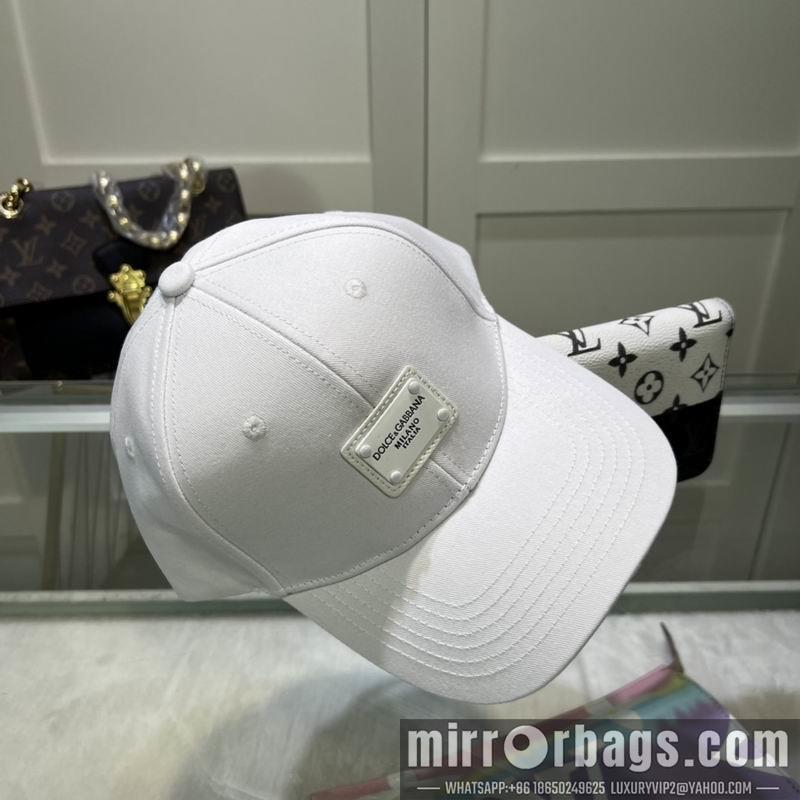 DG Hat 061015