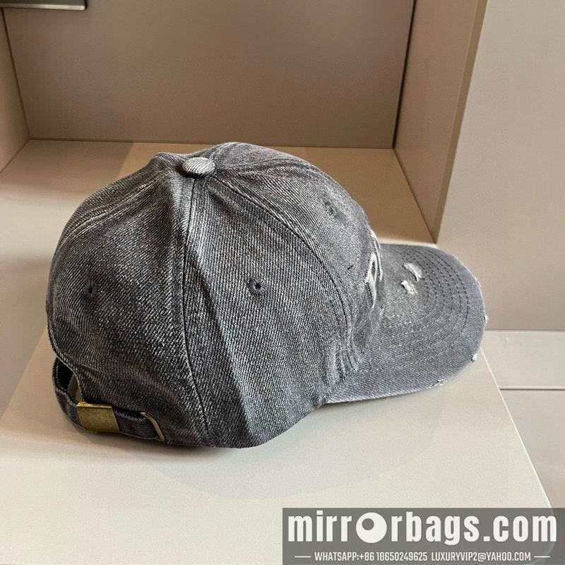 Prada Hat dx10
