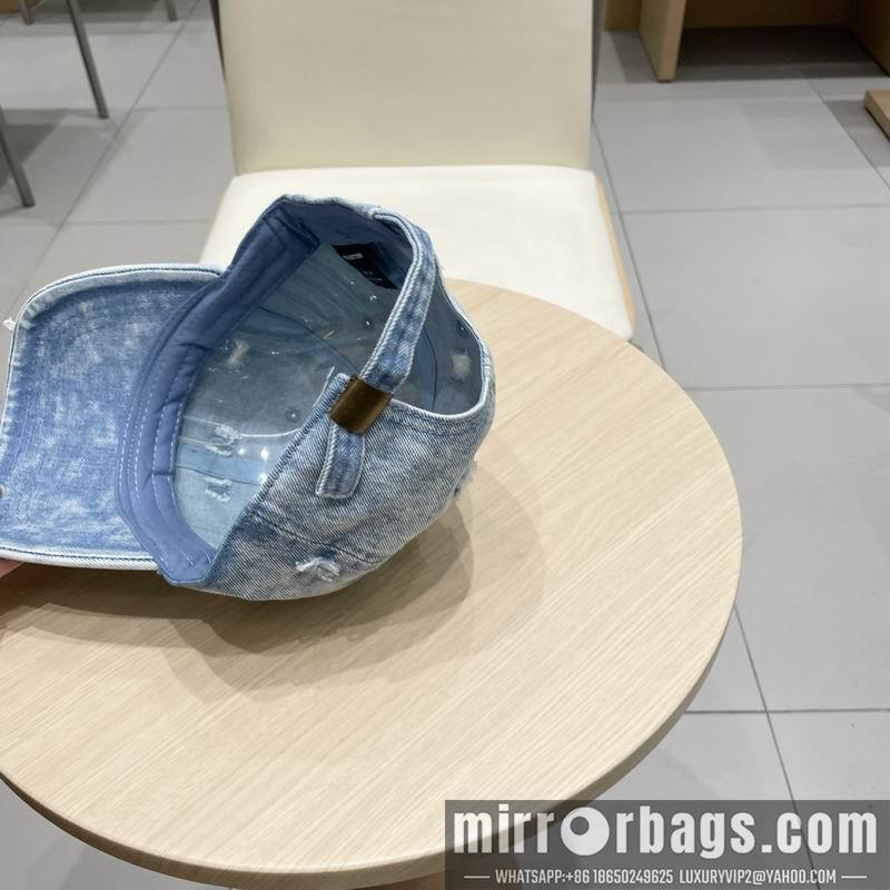 LV Hat 032001