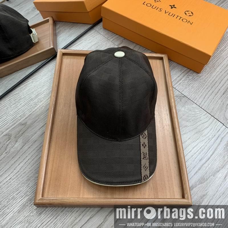 LV Hat dx150