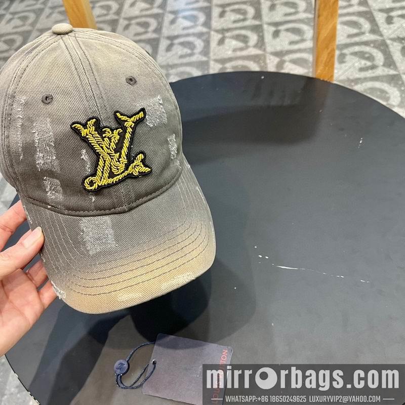 LV Hat 042810
